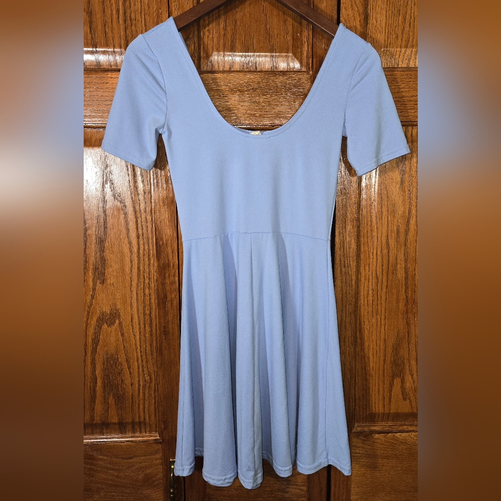 Capella Apparel Light Blue A Line Mini Skater Shirt Sleeve Scoop Neck Dress sz L